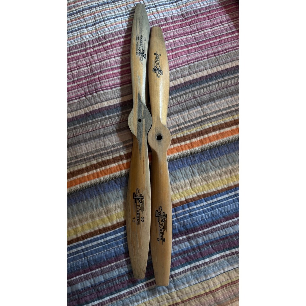 Vtg Zinger Wood RC Propellers 20-10 and 22-10 Model Airplane Parts Pair Decor